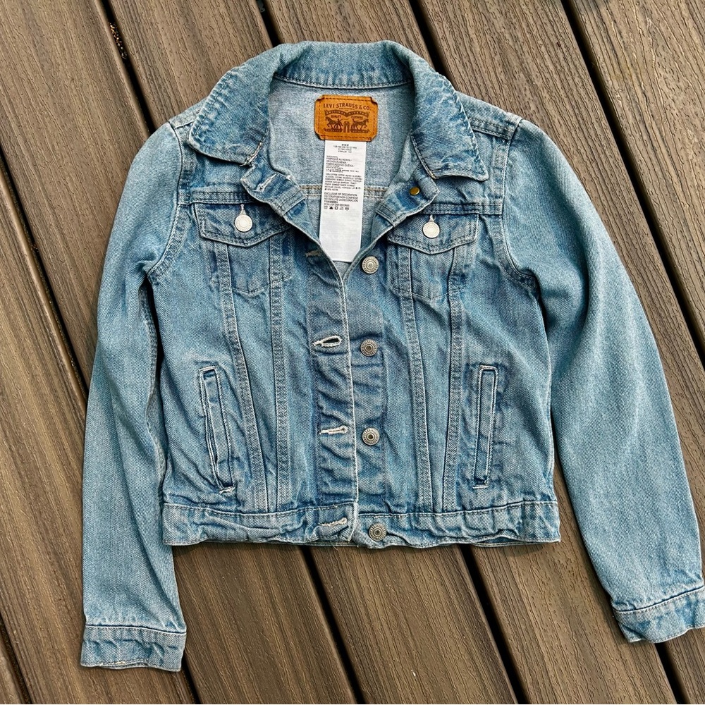 Kids Levi’s Denim Jacket - Picture 2 of 5